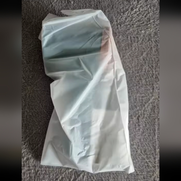 New Lint Remover USB Rechargeable Hair Ball Trimmer Fuzz Clothes green Color NWT - Picture 8 of 16